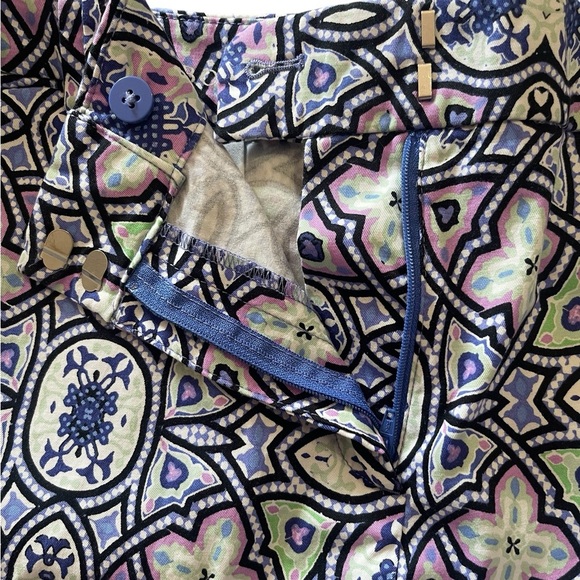 Talbots Geometric Floral Pattern Women’s Shorts Size 16 - Picture 6 of 11